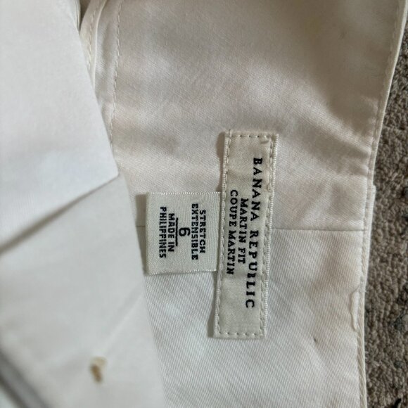 Banana Republic White Martin Fit Shorts, Women's Size 6, Stretch - Picture 3 of 10